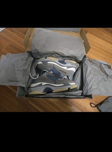 Balenciaga triple 42 - s,